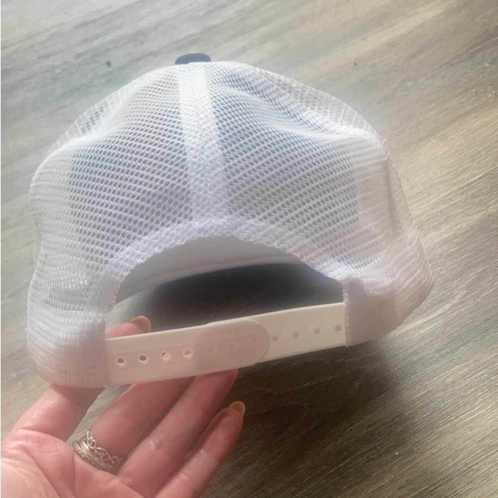 ‼️ SNAPBACK - Picture 2 of 3